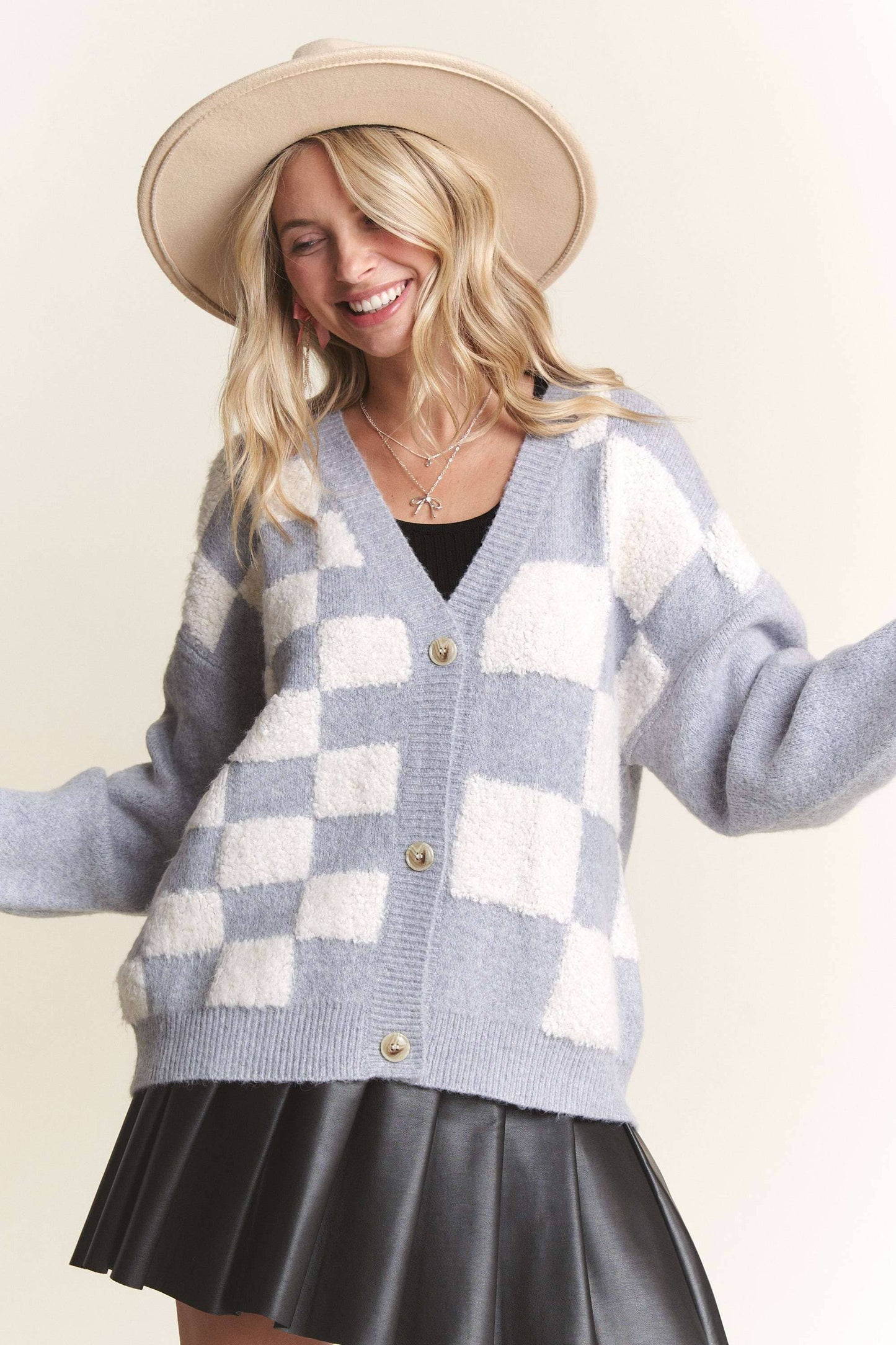 LESW3588- PUFF CHECKER SWEATER CARDIGAN