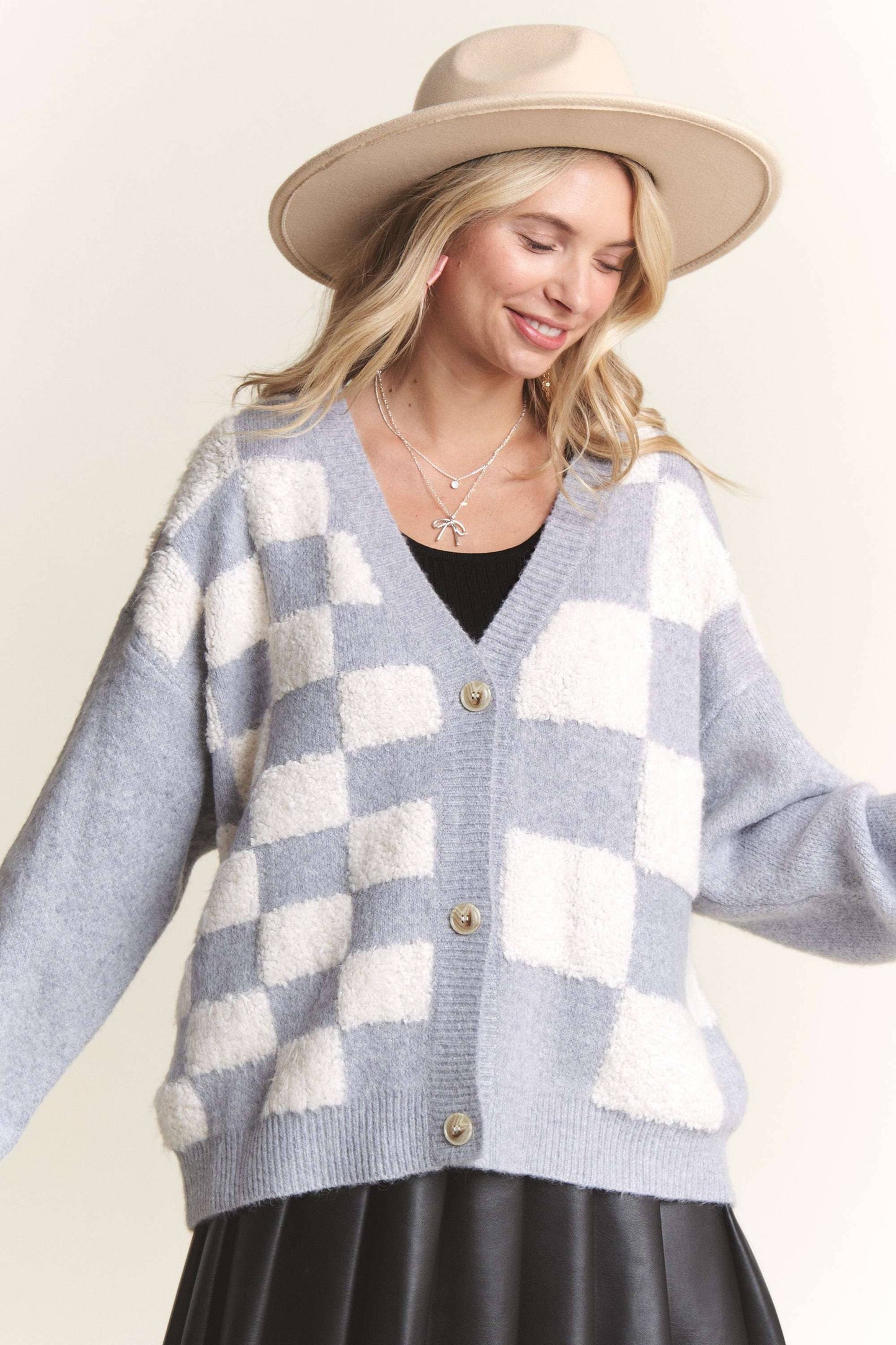 LESW3588- PUFF CHECKER SWEATER CARDIGAN