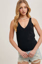 V NECK ESSENTIAL KNIT TANK