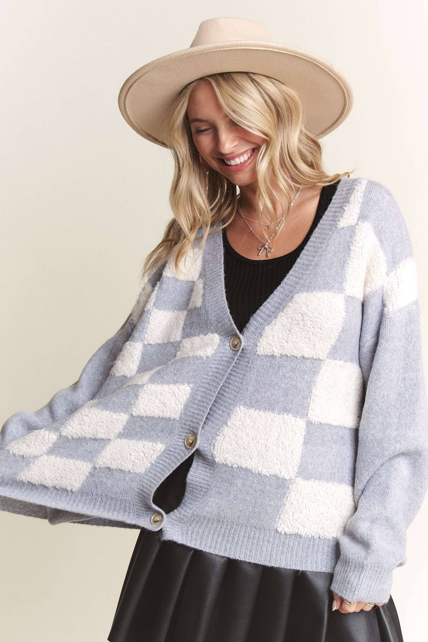 LESW3588- PUFF CHECKER SWEATER CARDIGAN